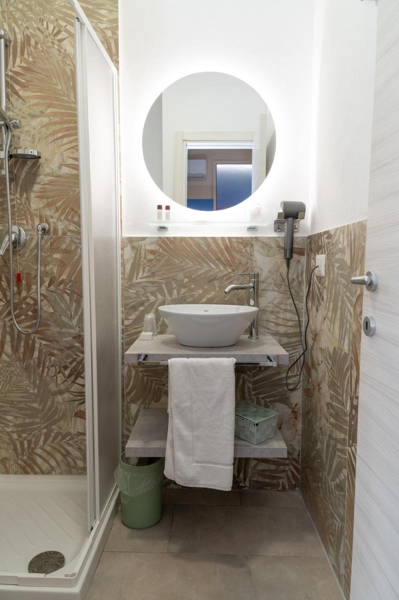 The Sun Hotel Boutique Napoli Екстер'єр фото