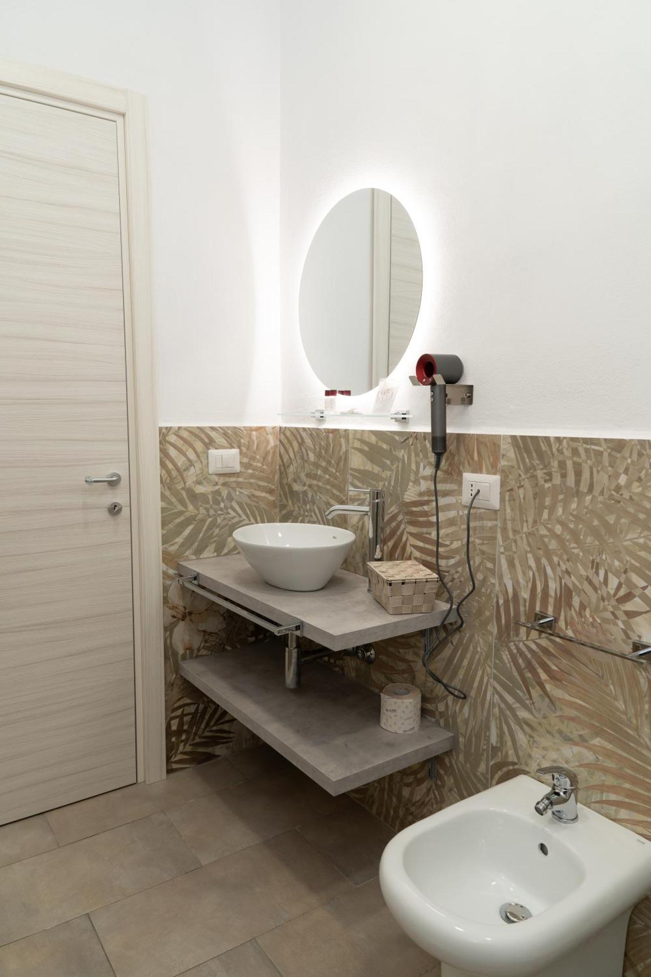 The Sun Hotel Boutique Napoli Екстер'єр фото