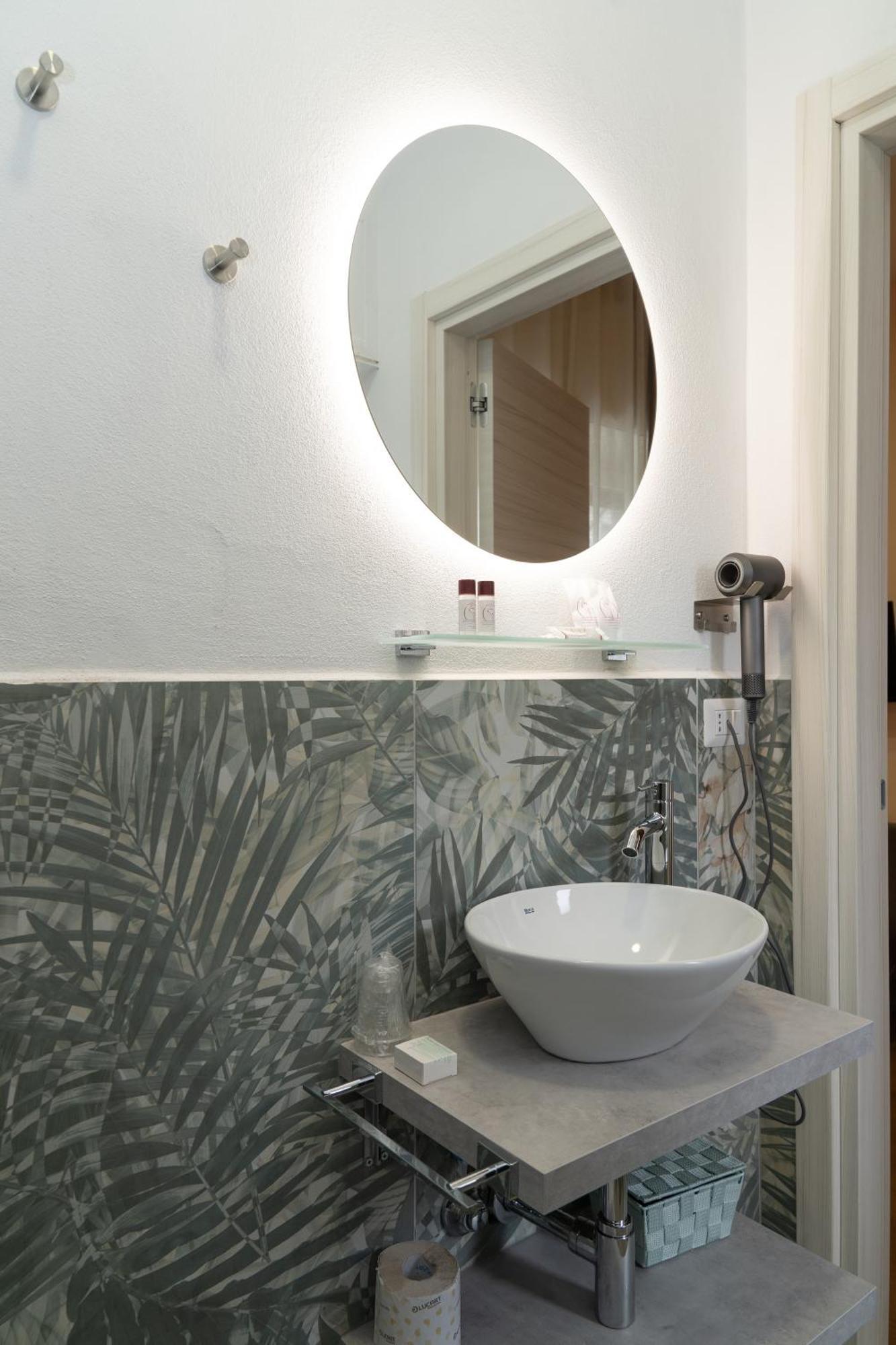 The Sun Hotel Boutique Napoli Екстер'єр фото
