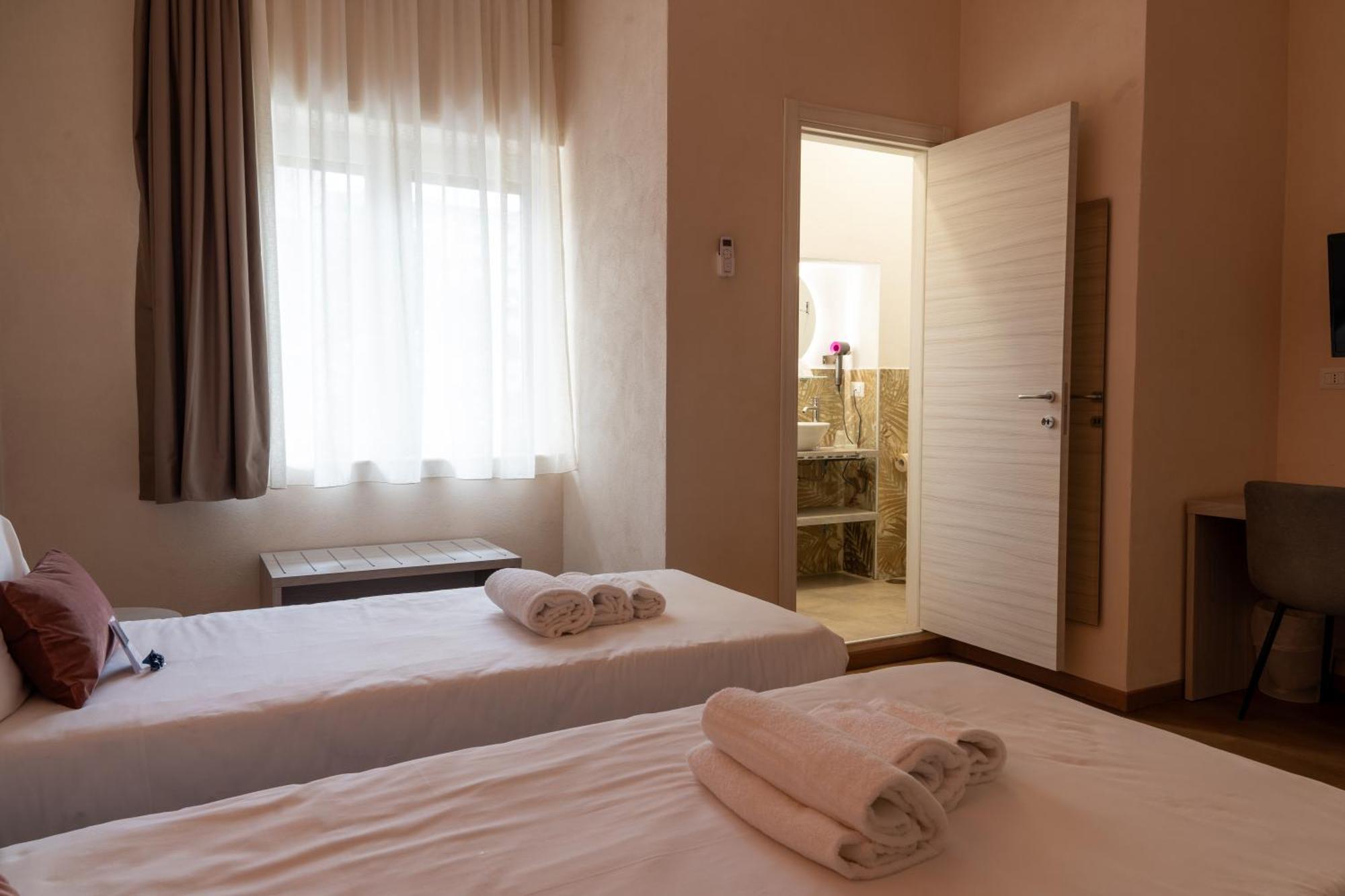 The Sun Hotel Boutique Napoli Екстер'єр фото