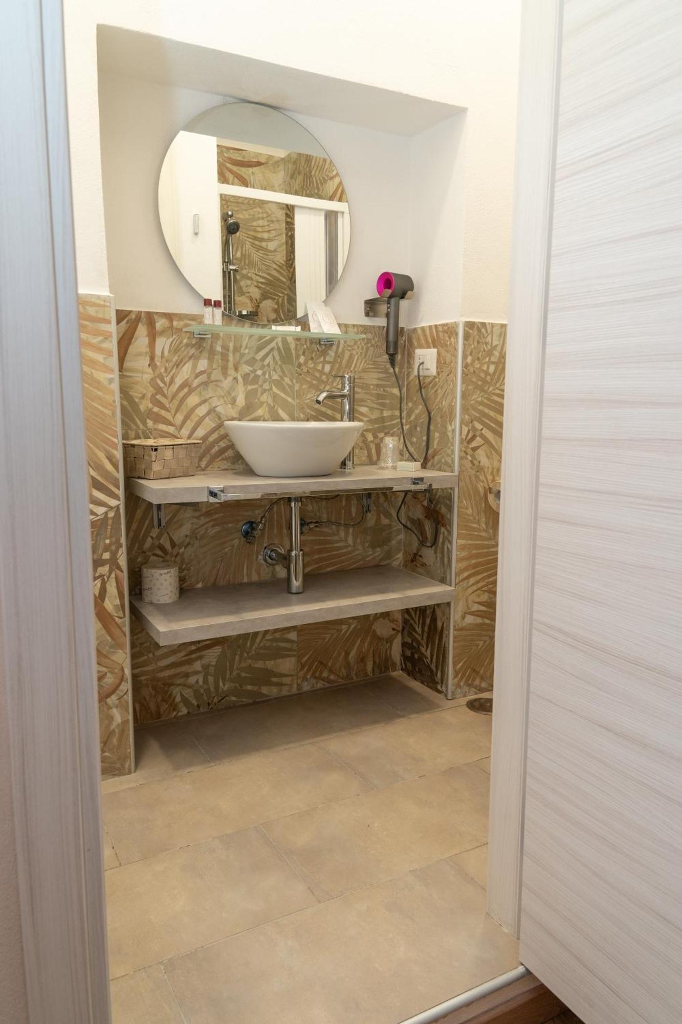 The Sun Hotel Boutique Napoli Екстер'єр фото